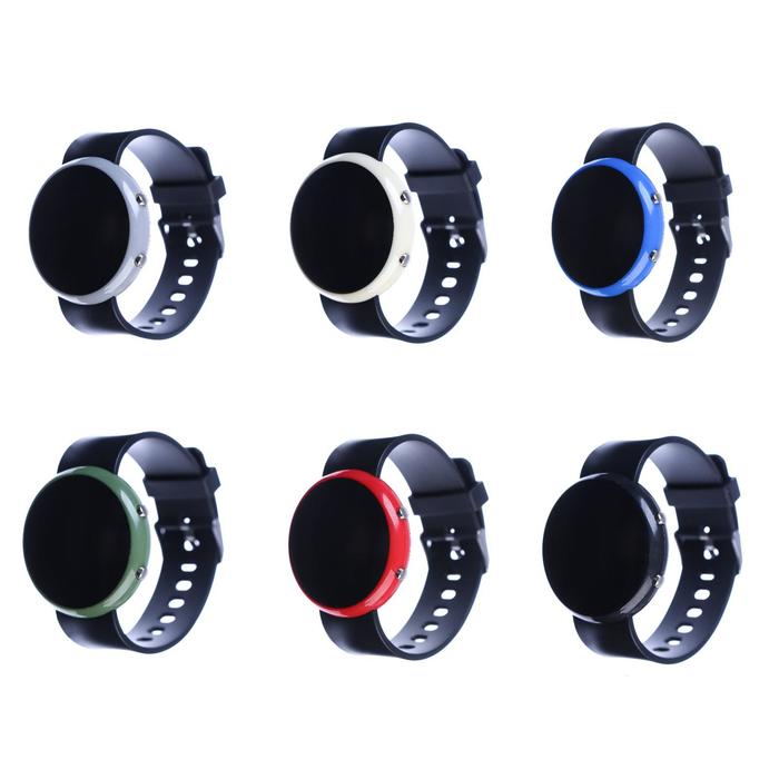 Часы наручные жен. электронные с силик. ремешком "Классика", кругл циф-т, микс, 4,5*23см