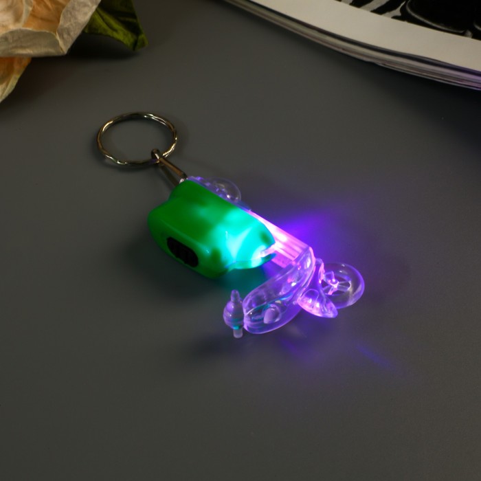 Фонарик свет на кольце "Мопед" МИКС 3,2х6х1,5 см