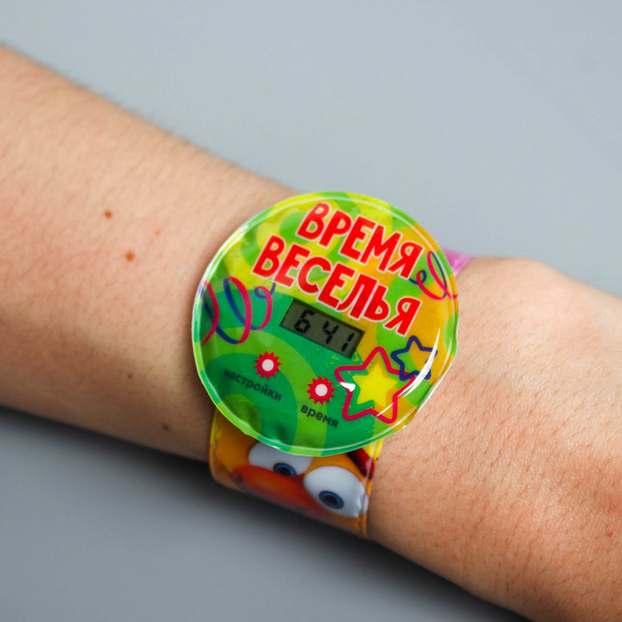 Часы наручные электронные СМЕШАРИКИ "Время веселья", 22,5 х 4,5 см