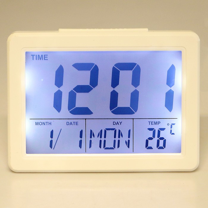 Электронные часы-будильник, подсветка на звук, бат 3ААА, день нед, темп-ра, бел, 10.5х14 см