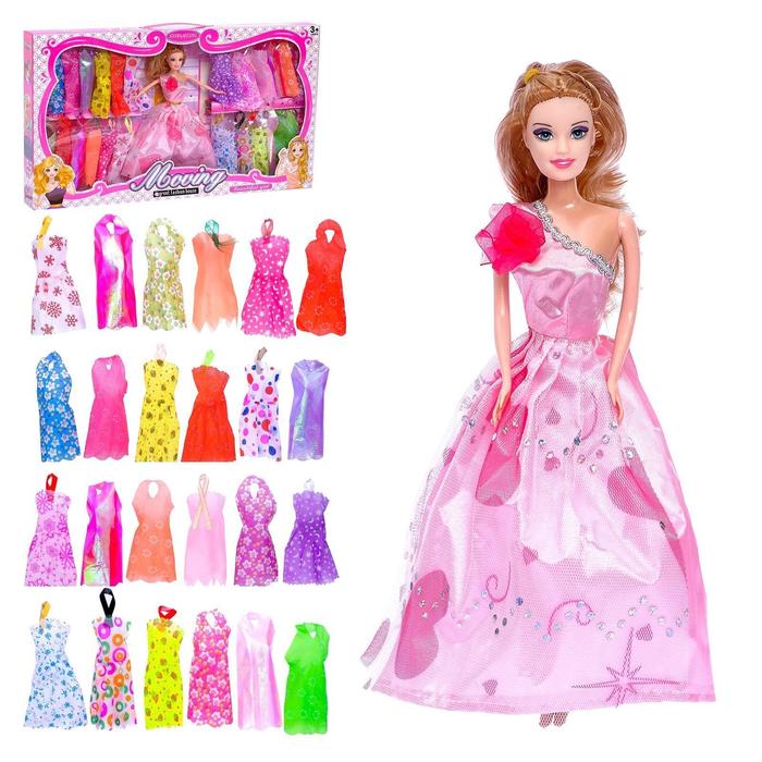 Кукла модель "Красотка" с набором платьев и аксессуаров