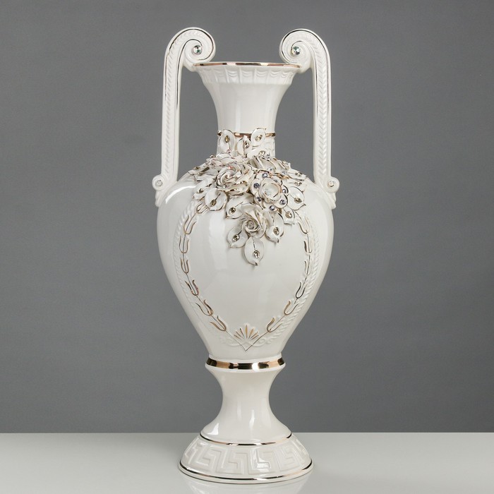 Ваза "Афина" белая, лепка, камни