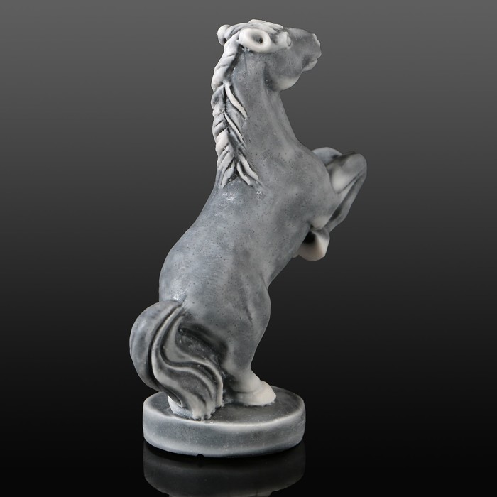 Сувенир "Конь на дыбах маленький" 6 см