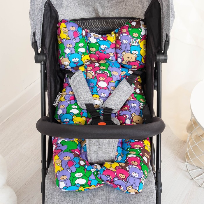 Подушка в коляску 34х70 разноцветная (мишки)