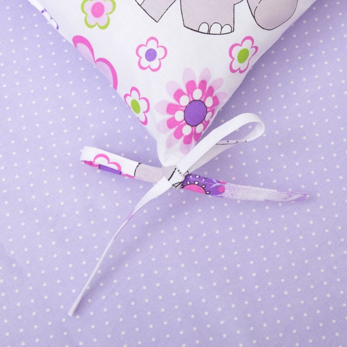 Комплект в кроватку (4 предмета), диз. бегемотики/горошек на фиолетовом, холлофайбер