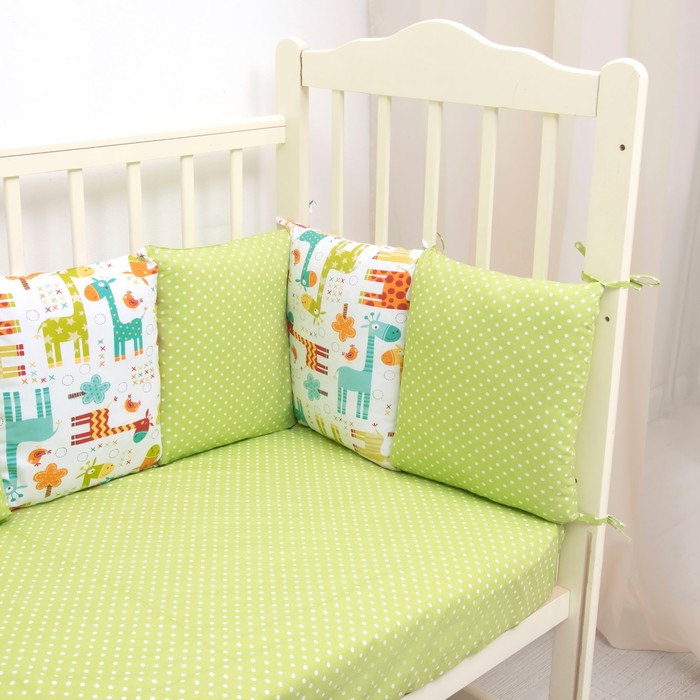 Комплект в кроватку (4 предмета), диз. жирафики/горошек на болотном