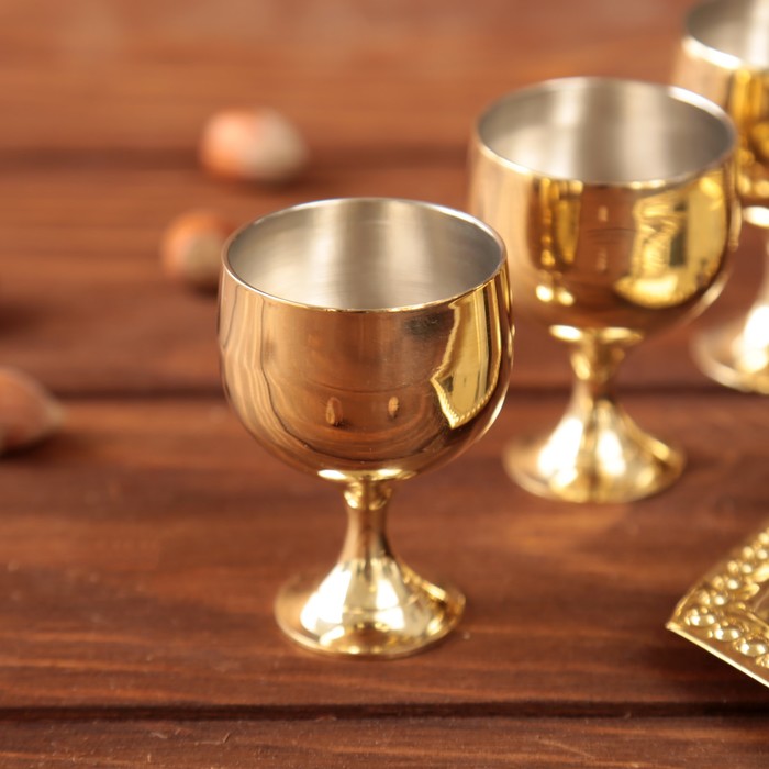 Набор: 6 рюмок на подносе