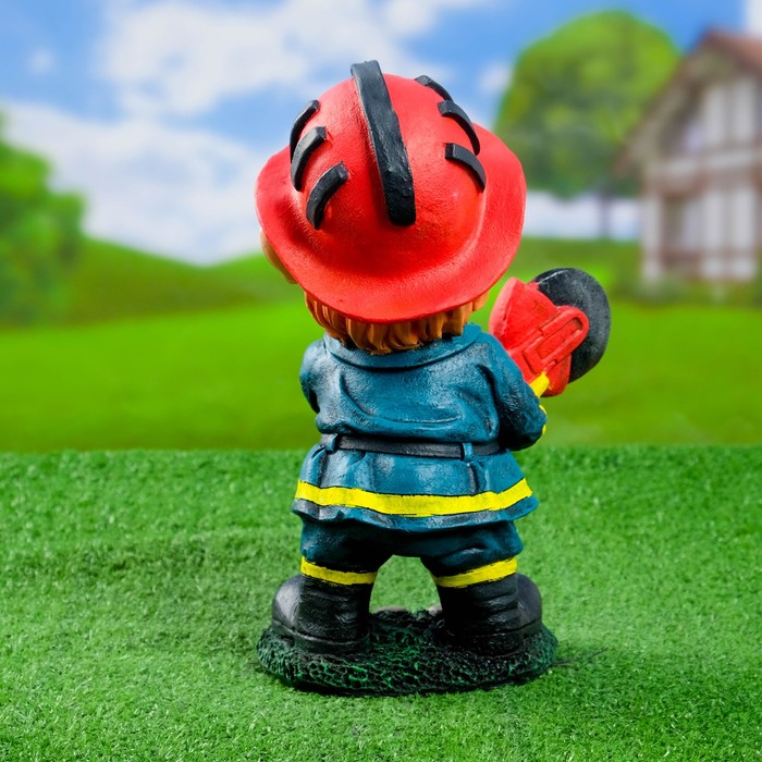 Садовая фигура "Мальчик с болгаркой" 18х31см