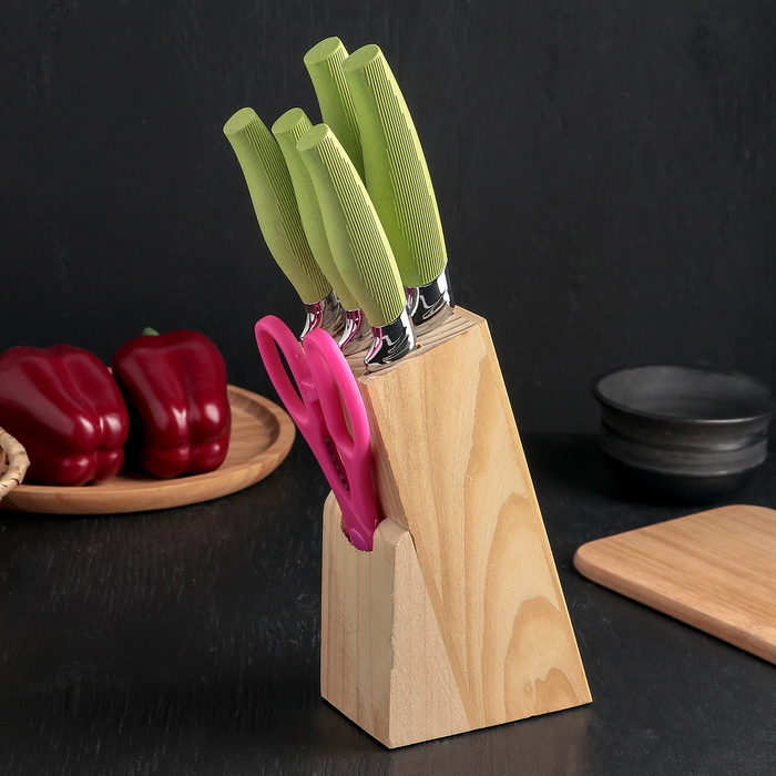 Набор кухонный, 6 предметов: 5 ножей 8,5/12/12/19,7/19 см, ножницы, цвет зеленый