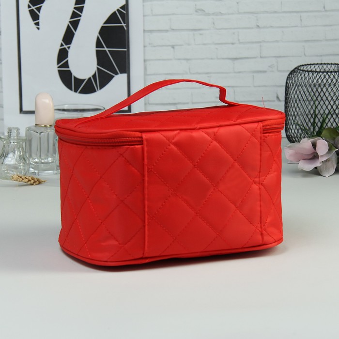 Косметичка-сундук «Строчка», отдел на молнии, зеркало, цвет красный