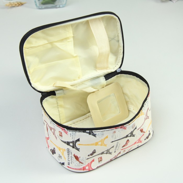 Косметичка-сундучок «Города», отдел на молнии, зеркало, цвет молочный