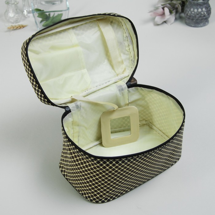 Косметичка-сундучок «Ажур», отдел на молнии, зеркало, цвет коричневый