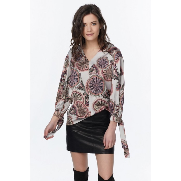 Блуза женская, размер 40, цвет бежевый 275-11