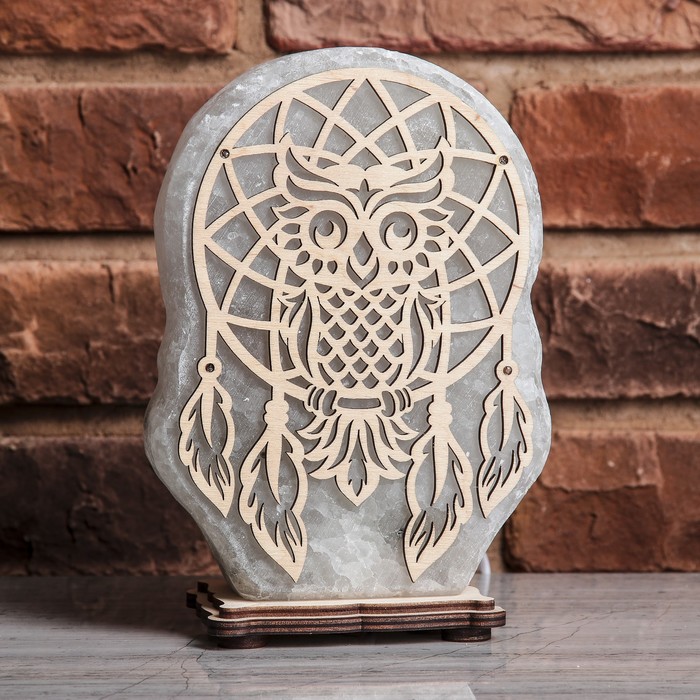 Соляной светильник "Ловец снов", деревянный декор, цельный кристалл, 20 х 15 х 6 см