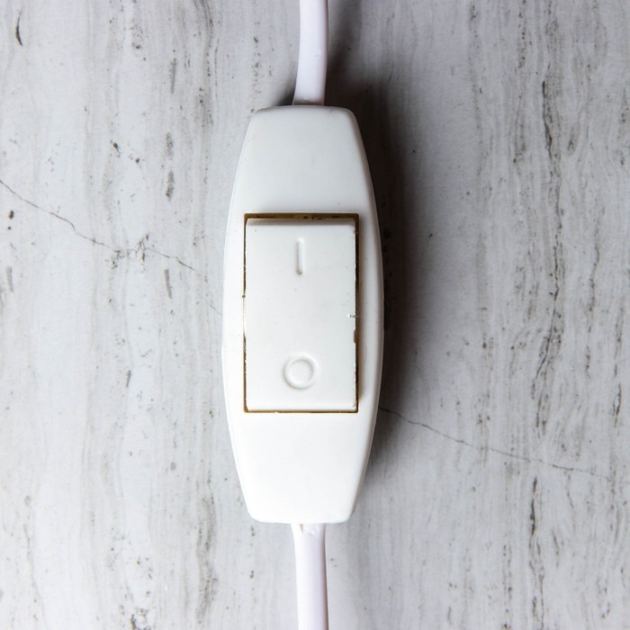 Соляной светильник прямоугольник "Сердца", деревянный декор, цельный кристалл, 10 х 10 х 18 см