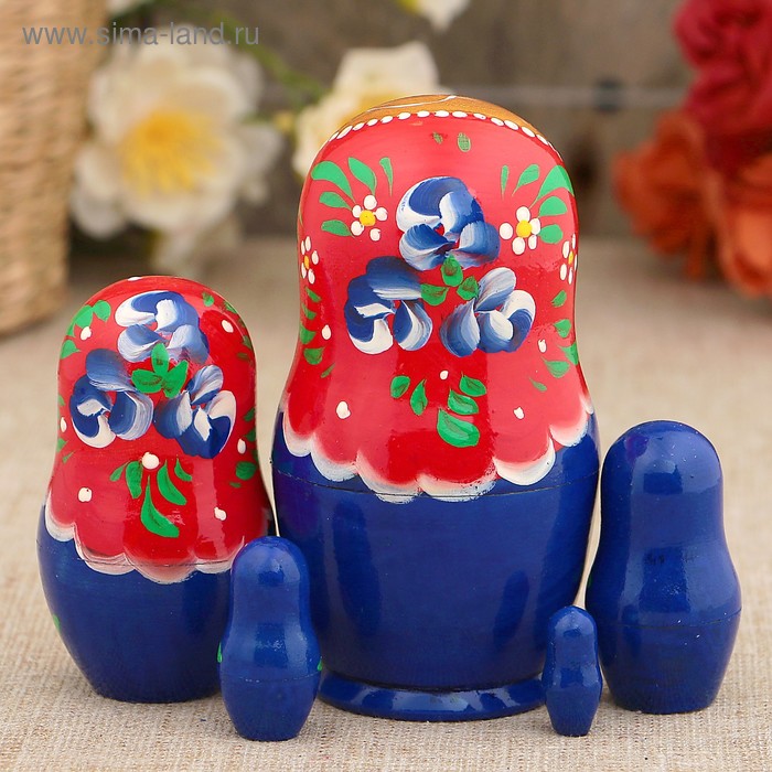 

Матрёшка «Красные цветочки», красный платок, 5 кукольная, 10 см