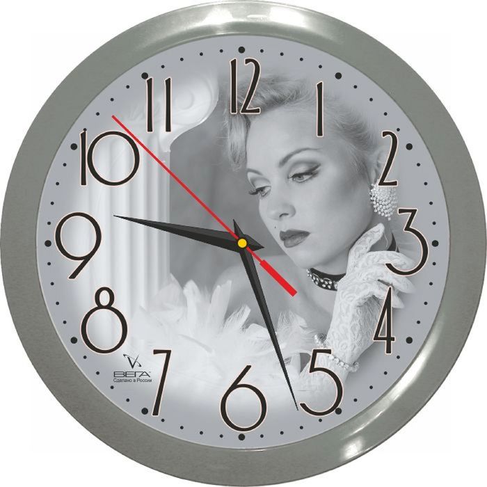 Часы настенные круглые "Леди", белые