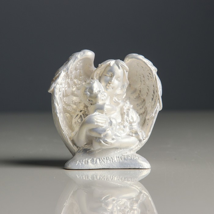 Статуэтка "Ангел хранитель" перламутр