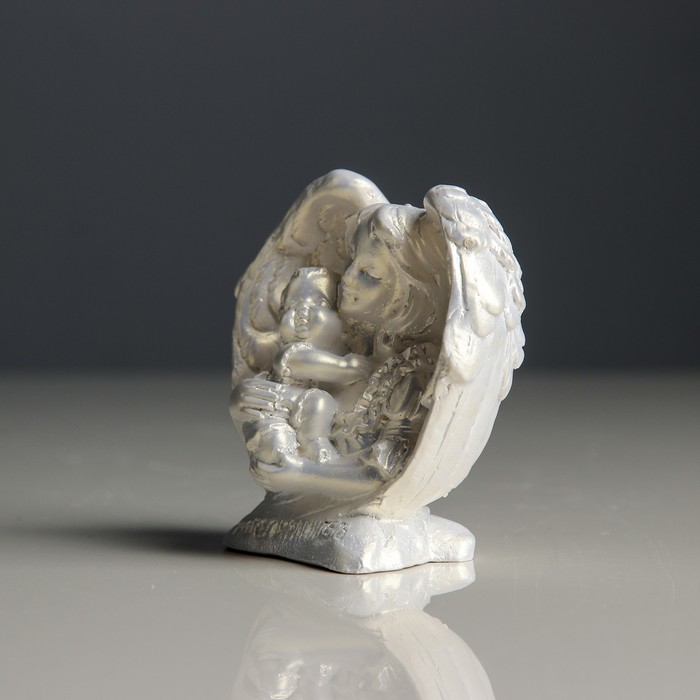 Статуэтка "Ангел хранитель" перламутр