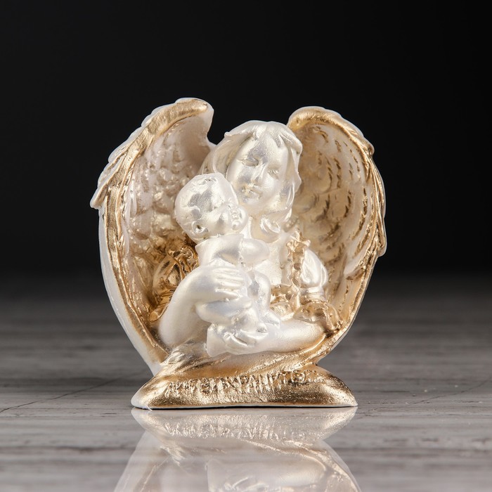 Статуэтка "Ангел хранитель" перламутр с золотом