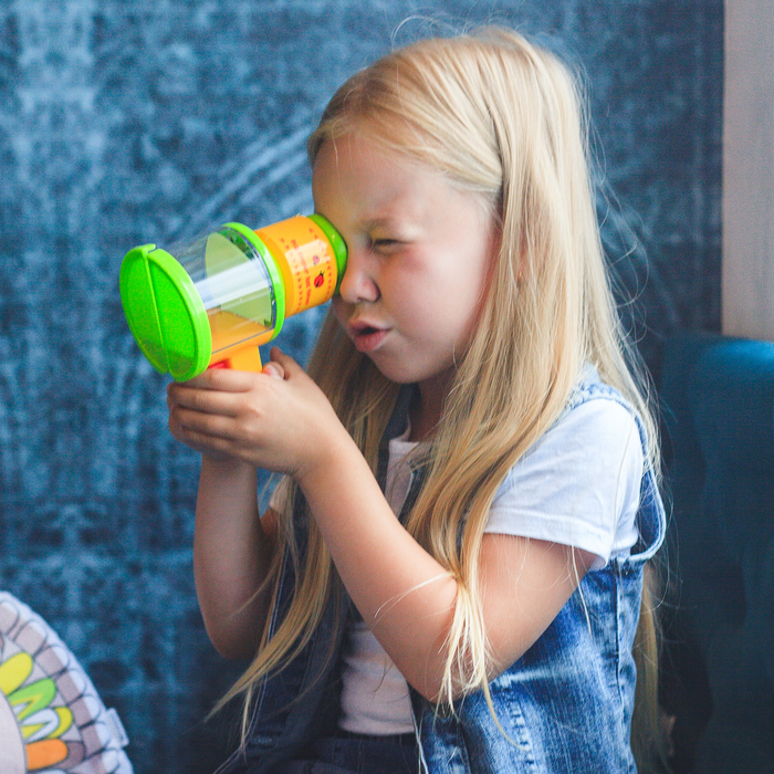 Набор биолога "Научная лаборатория": микроскоп, калейдоскоп, лупа, бинокль, контейнер для исследований