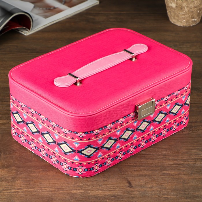 Шкатулка кожзам для украшений "Северные узоры" ярко-розовая 18х25,5х11 см