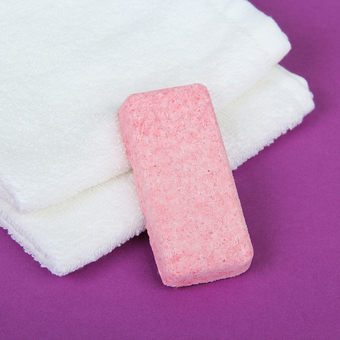 Бомбочка для ванн "МореЛечит" Омоложение с гиалуроновой кислотой 55 гр. Блистер