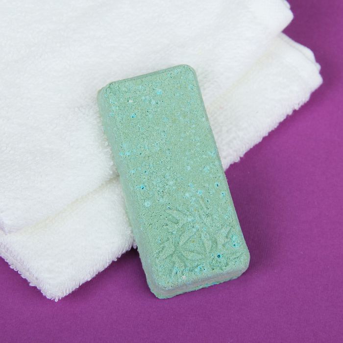 Бомбочка для ванн "МореЛечит" Красота с гиалуроновой кислотой и водорослями 55 гр. Блистер