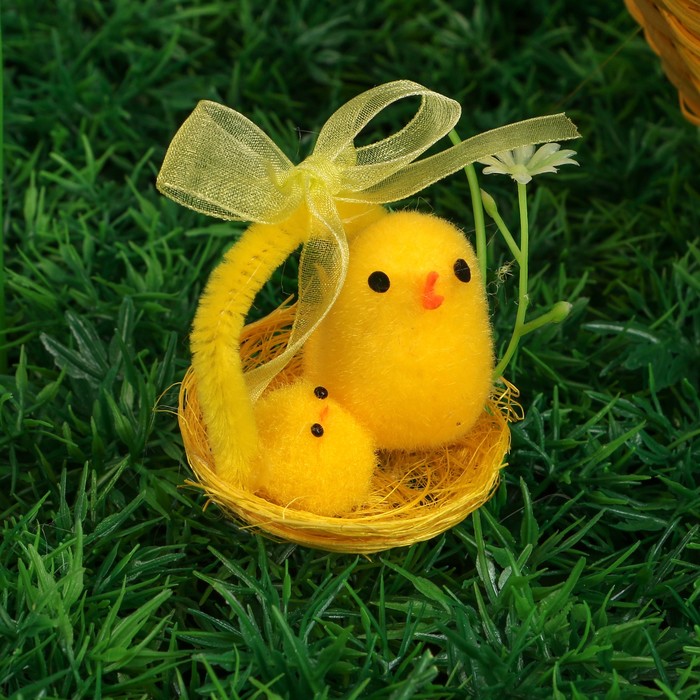 Сувенир пасхальный &quot;Курочка с цыплёнком в корзине с бантом&quot; (набор 12 шт) 5,5х25,5х17 см