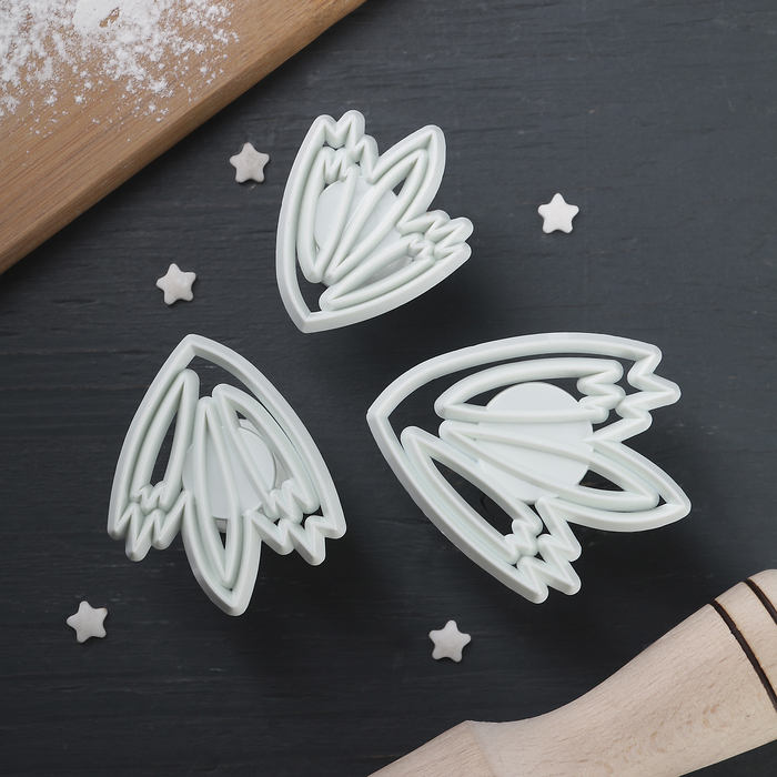 Набор выемок кондитерских "Лепестки", 3 шт: 7х5,9х3,1/5,6х4,6х3,1/5,1х4,3х3,1 см