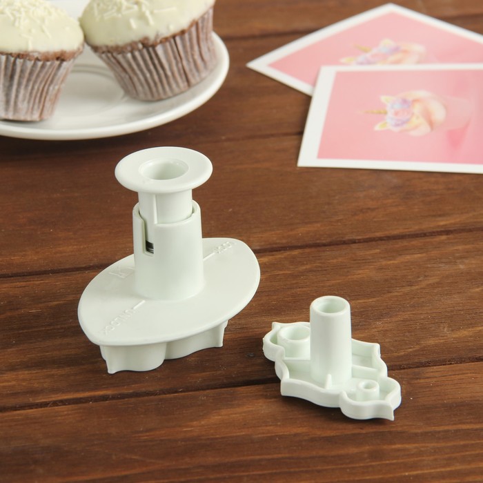 Плунжер кондитерский "Рамка" 8,9х6х7,3 см со сменной насадкой 7,3х4,5х3,1 см