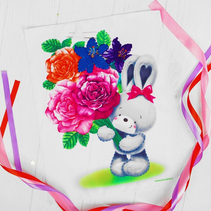 Вышивка объёмная бисером и лентами "Мишка с букетом", 24 х 32 см