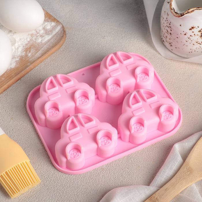 Форма для выпечки "Машина", 4 ячейки