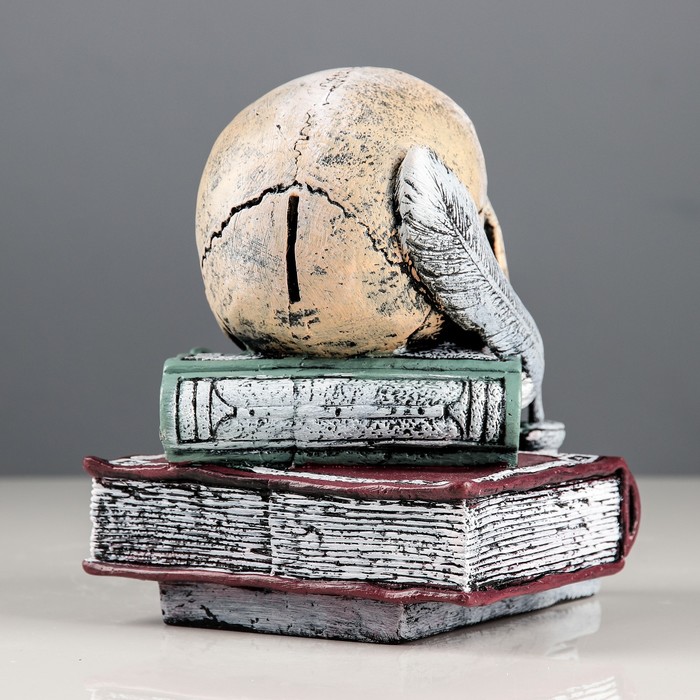 Копилка "Череп на книгах 18 см" акрил