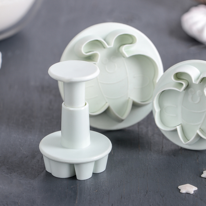 Набор плунжеров кондитерских "Пчелки", 3 шт: 5,5/4,5/3,5 см