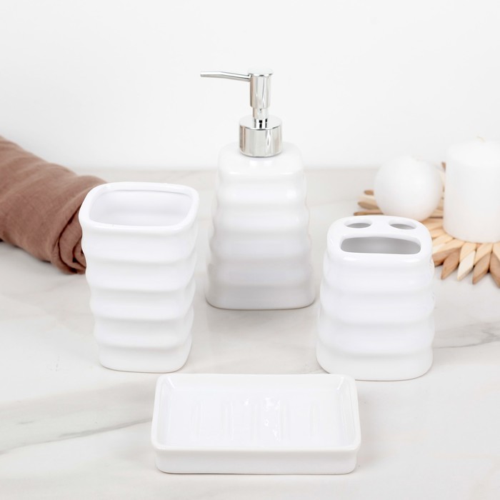 Набор для ванной "Трапеция", 4 предмета, цвет МИКС