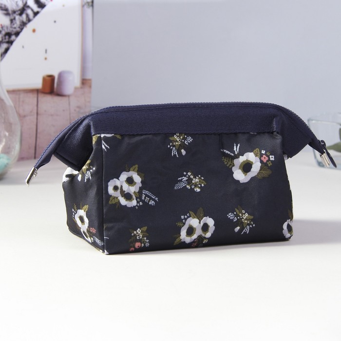 Косметичка с каркасом «Стиль», отдел на молнии, цвет синий