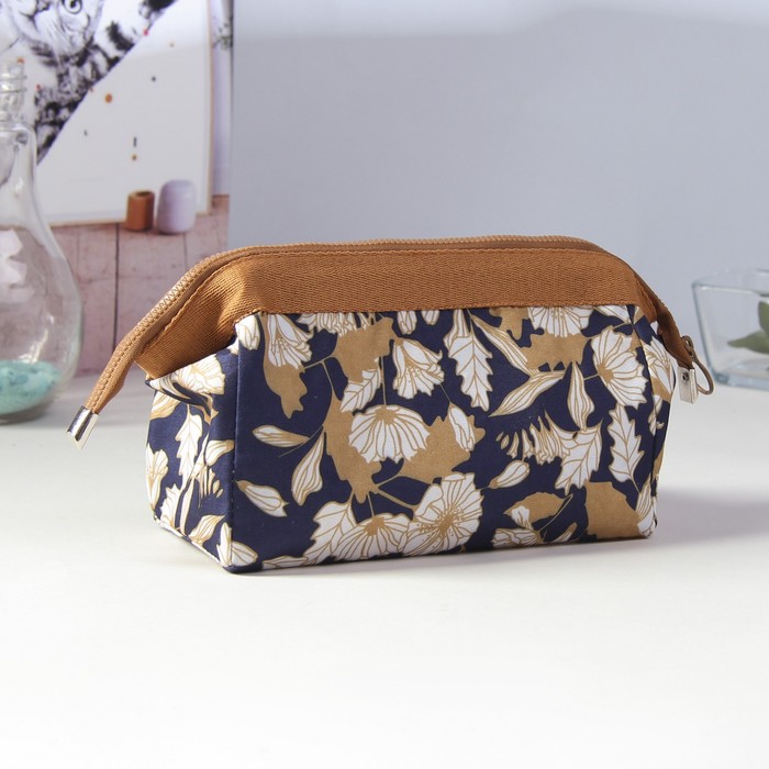 Косметичка с каркасом «Стиль», отдел на молнии, цвет синий/коричневый