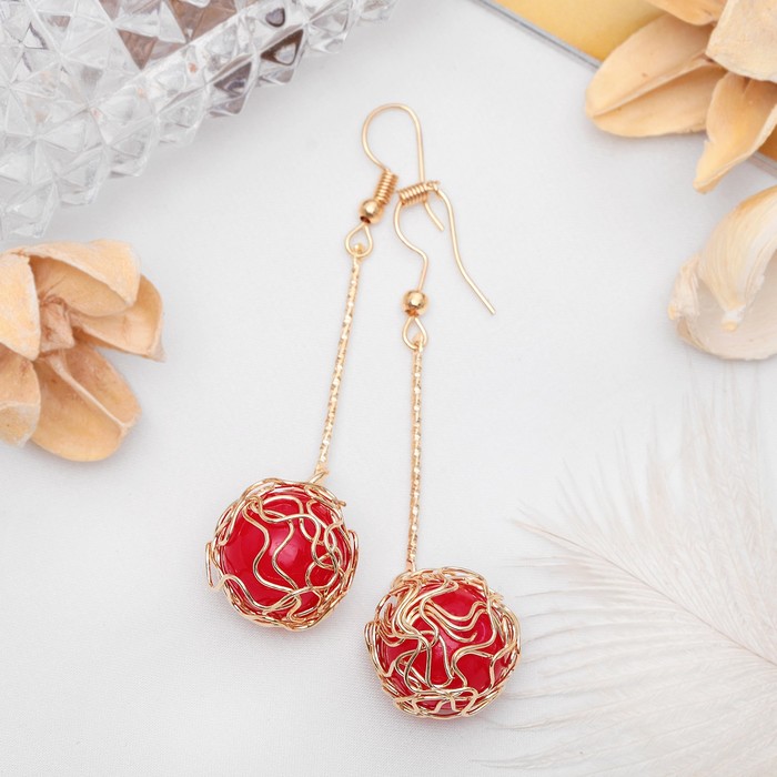 Серьги висячие "Шар плетеный", цвет красный в золоте