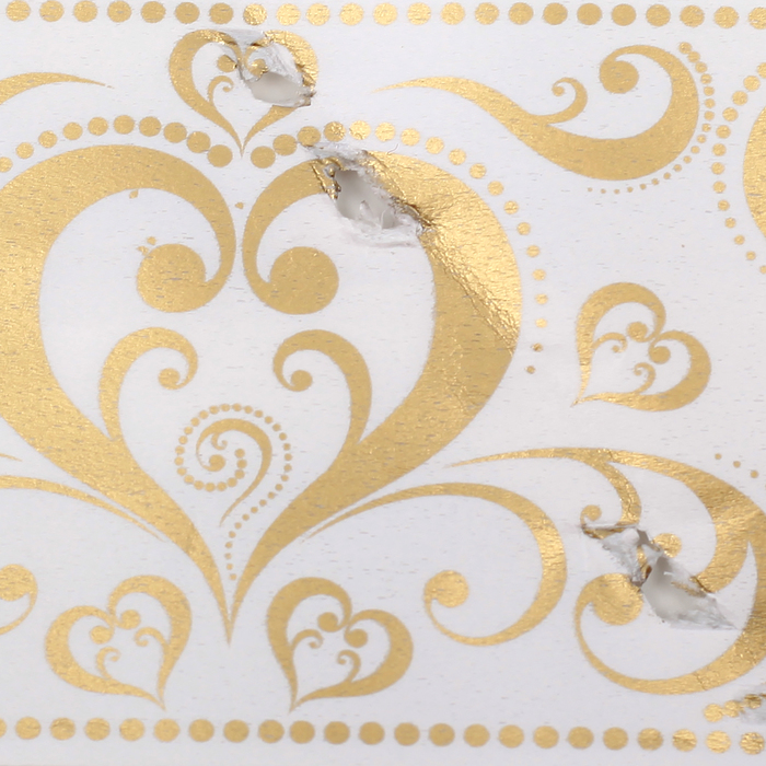 Бант-бабочка №5 "Золотое сердце" на белом УЦЕНКА