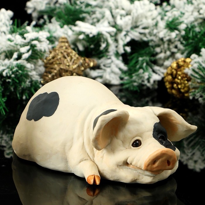 Сувенир «Пятнистая хрюшка», 13×23×9 см, полистоун