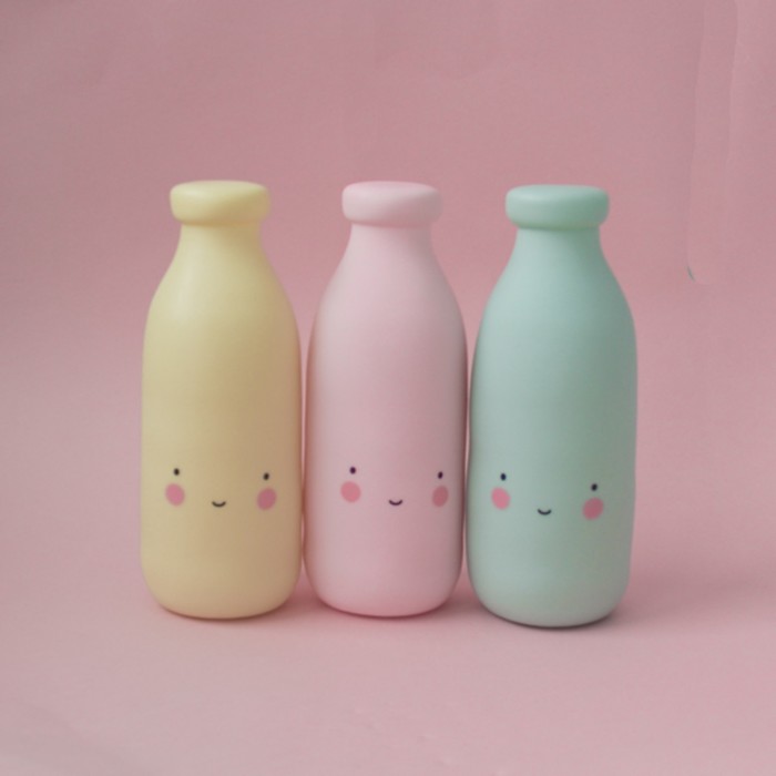 Ночник LED детский Milk, батарейки LR44 в комплекте, 18 х 7 х 7 см, жёлтый