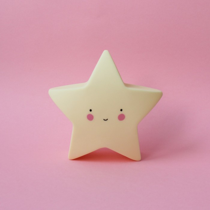 Ночник LED детский Star, батарейки LR44 в комплекте, 17 х 17 х 6 см, жёлтый