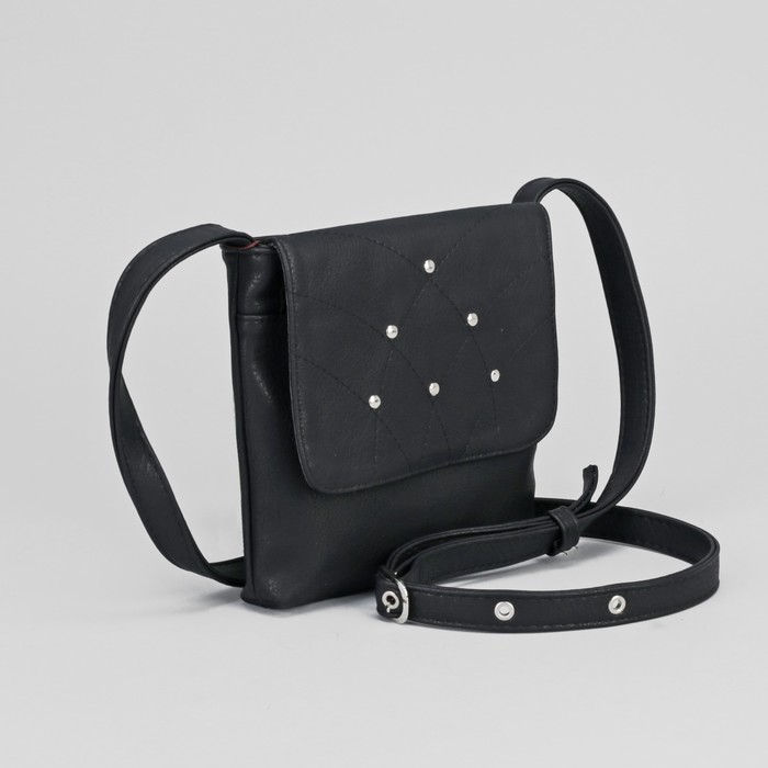 Сумка женская, отдел на молнии, наружный карман, длинный ремень, цвет чёрный