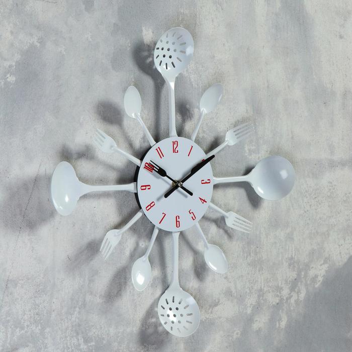 Часы настенные Столовые приборы, вилки/ложки/поварешки/шумовки был, циф-т с цифрами, d=42см