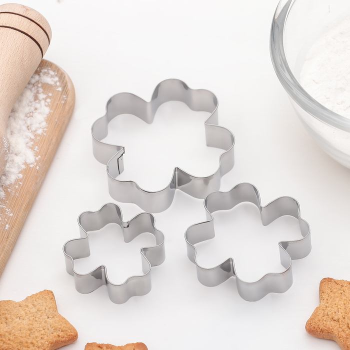 Набор форм для вырезания печенья "Клевер" 6,5х1,5 см, 3 шт