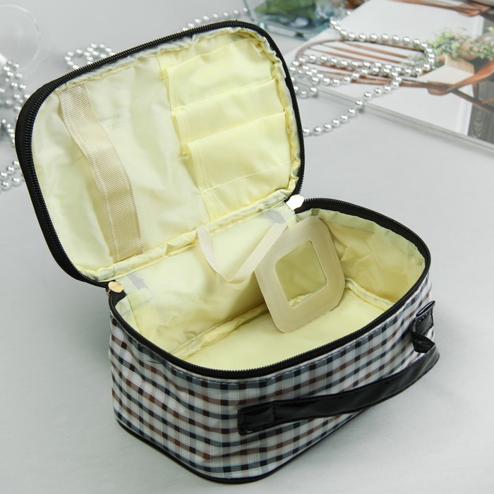 Косметичка-сундук «Клетка», отдел на молнии, цвет чёрный