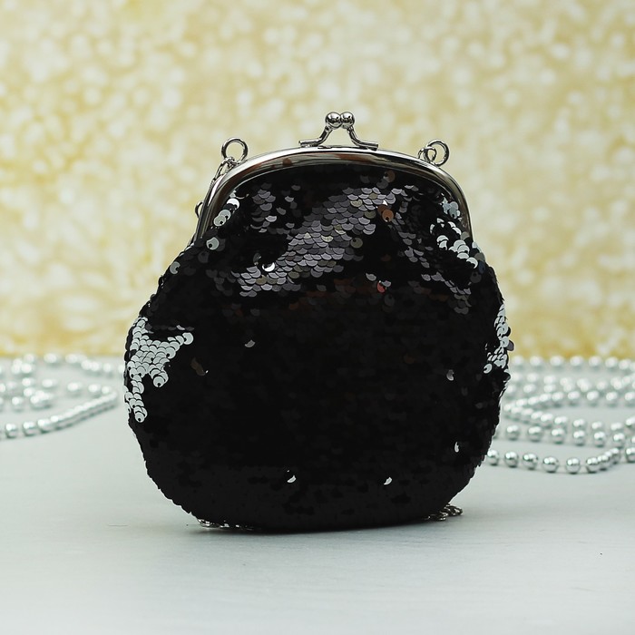 Сумка женская, отдел на фермуаре, цепочка, цвет чёрный/серебро