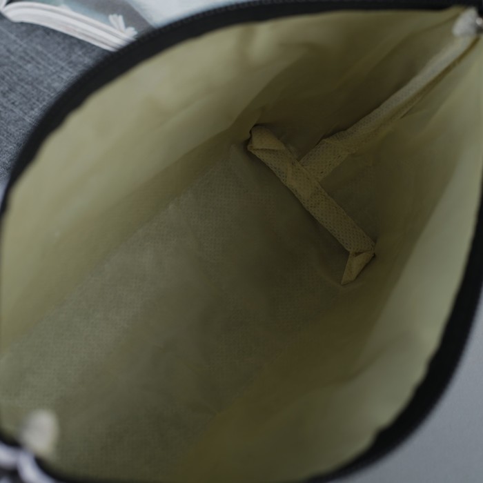 Косметичка-сумочка, отдел на молнии, ручка, цвет чёрный