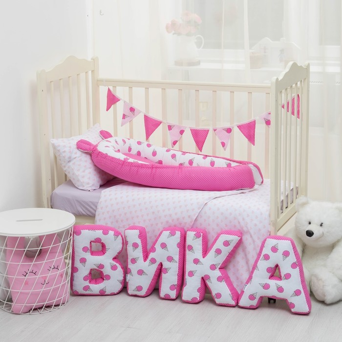 Мягкая буква подушка "В" 35х28 см, розовый, 100% хлопок, холлофайбер